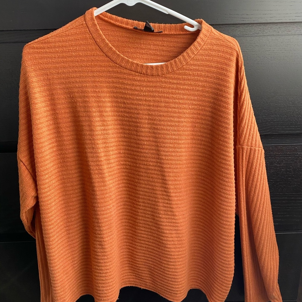 H & M ribbed sweater